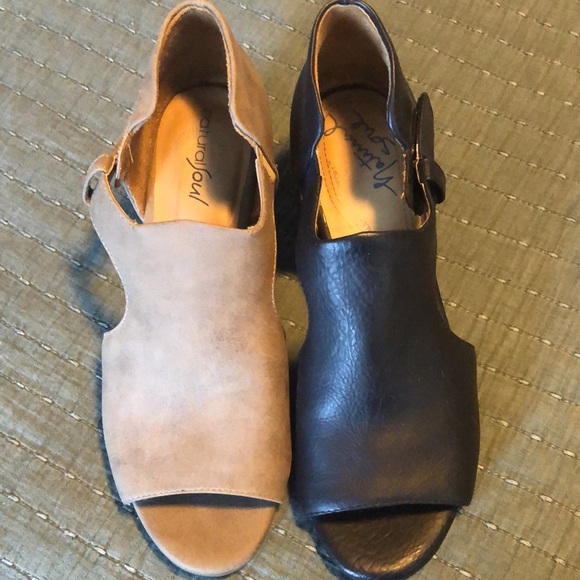 NATURAL SOUL SHOES- BLACK & TAN - Picture 12 of 16